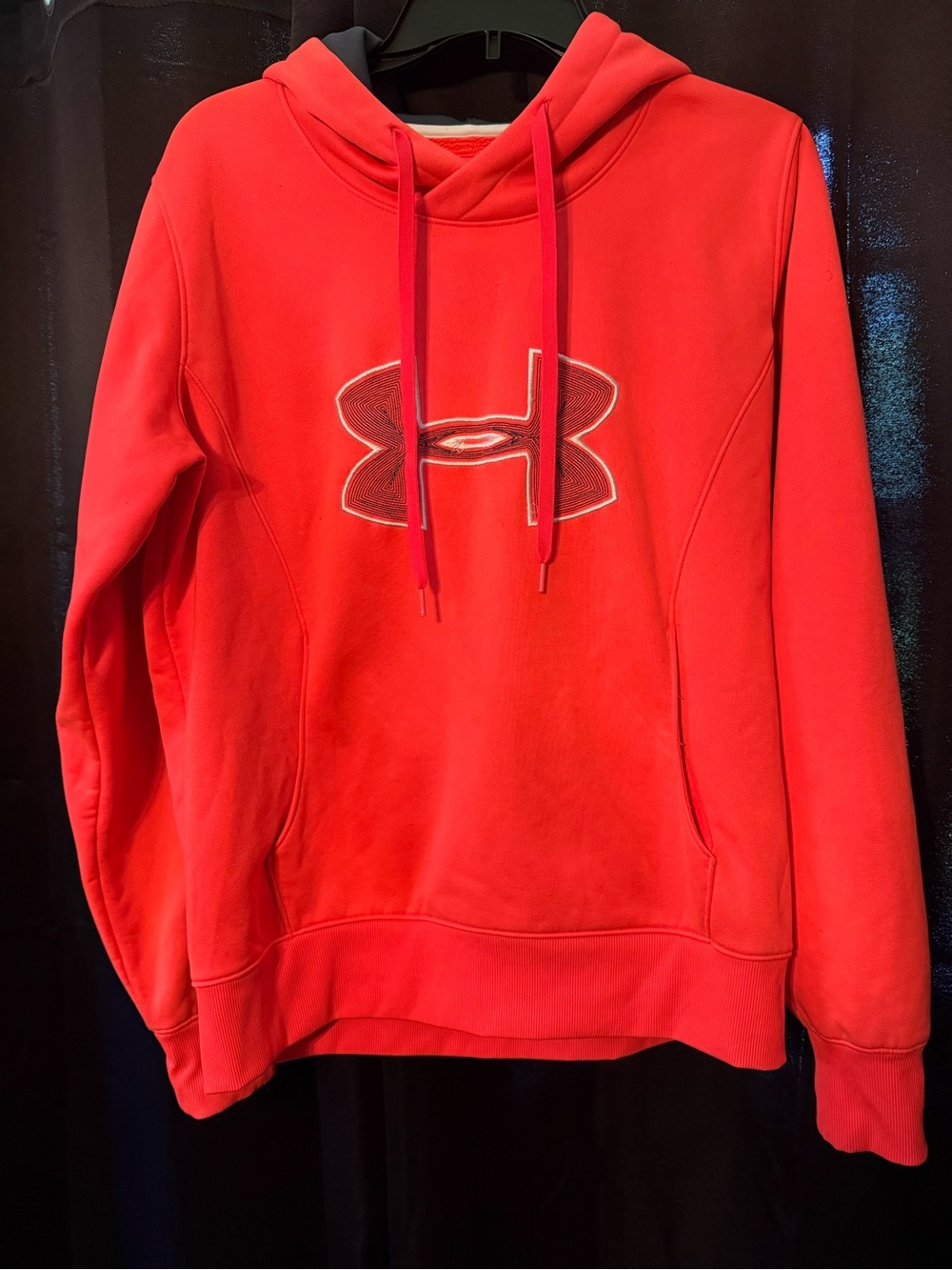 LG Under Armour Bright Pink Cold Gear Hoodie